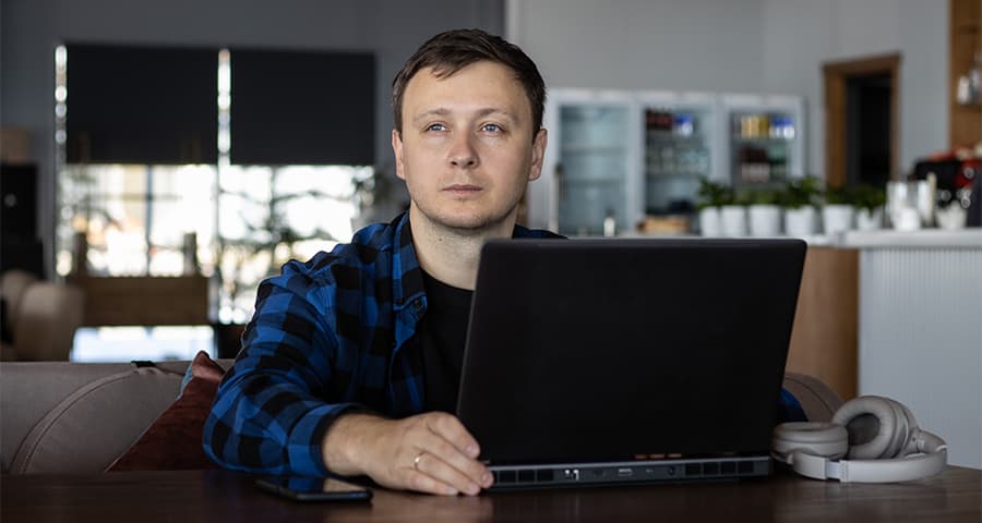 Евгений Буянов - основатель проекта ecalc